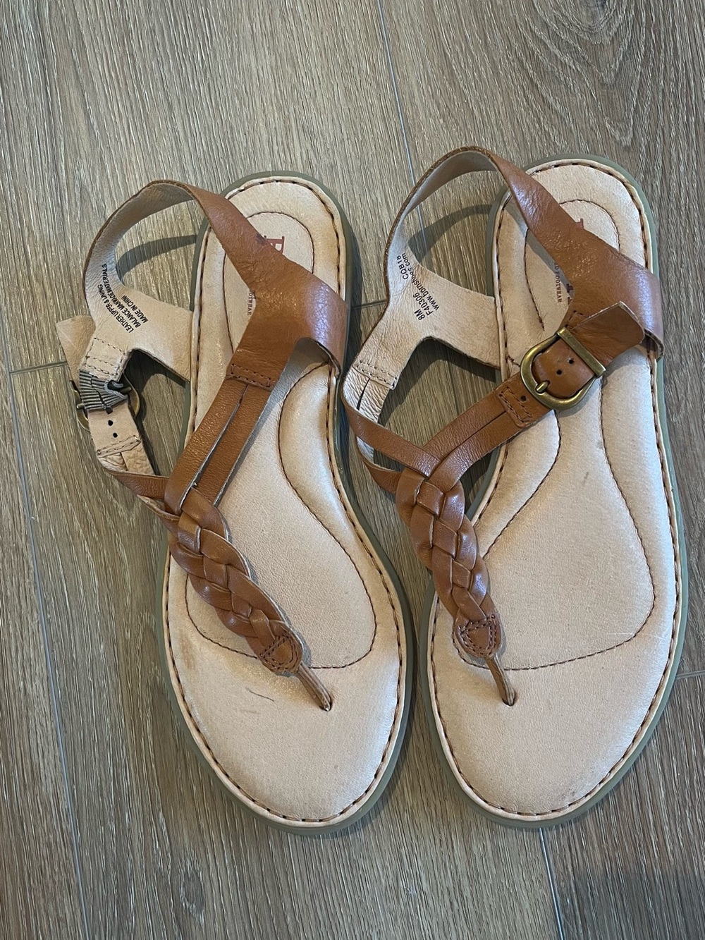 Born Women’s Tan Braided Leather Toe-Post Sandals Thongs size 8M